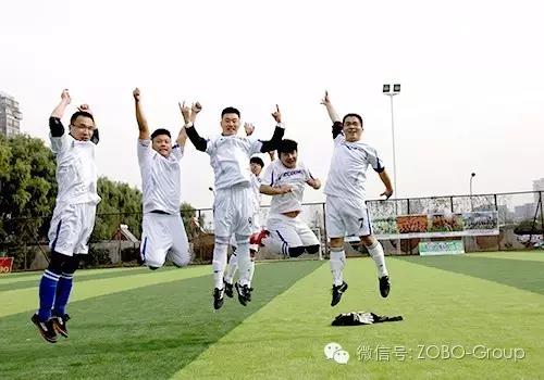 ZOBO桃子视频APP足球队参加届中关村丰台园企业职工足球联赛第三场