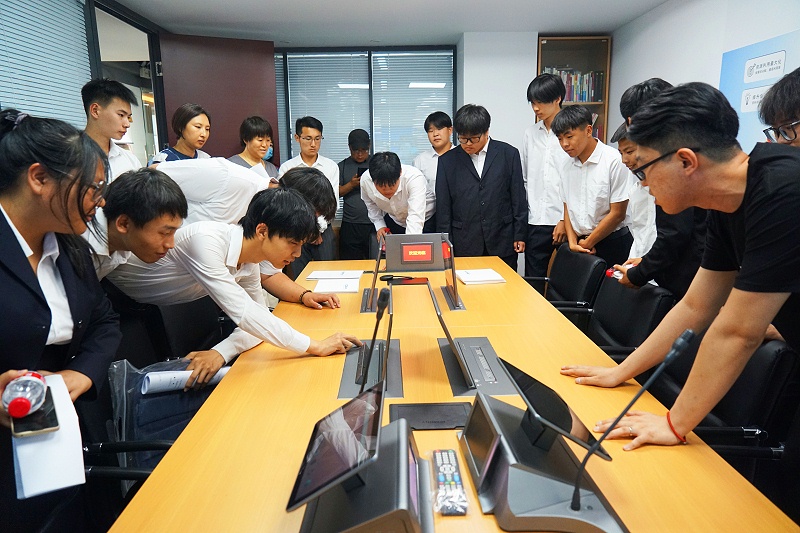 14校企合作 走进职场 协同育人丨欢迎北京市经贸高级技术学校师生来ZOBO桃子视频APP参观学习