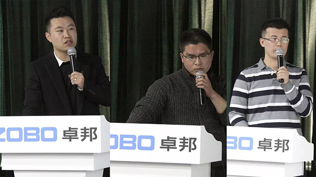 技术部经理大刘伟、小刘伟、推广部经理张晓峰