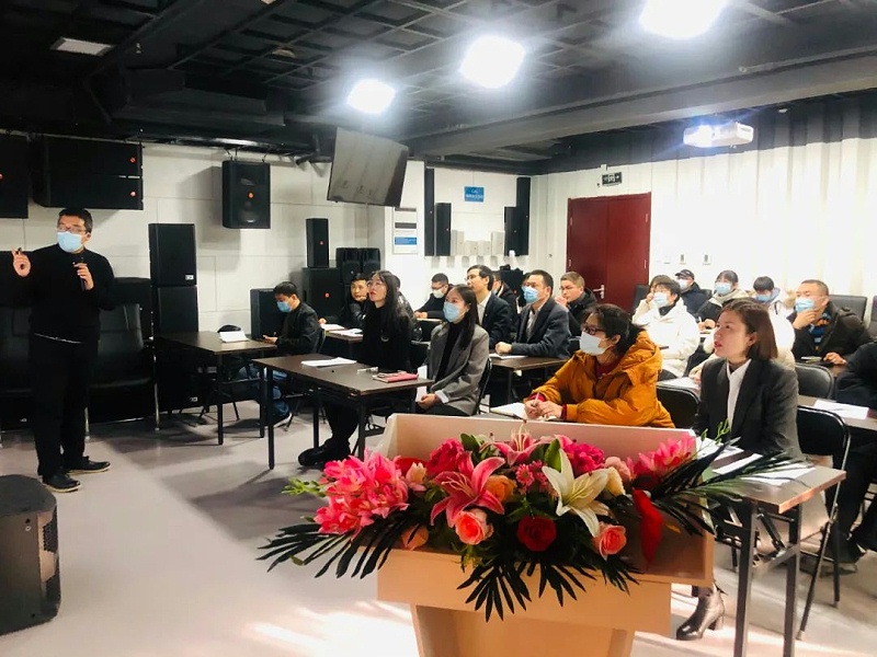 北京桃子视频APP电子技术有限公司举行企业新型学徒制开班仪式暨开班课