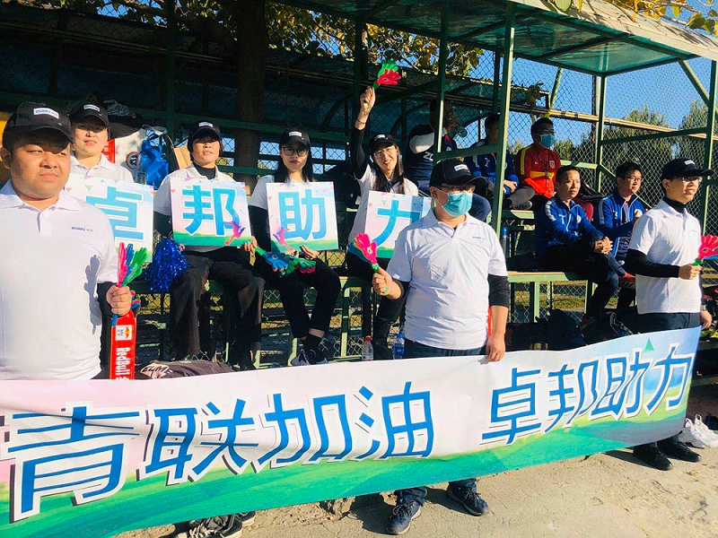 为梦想而战|由ZOBO桃子视频APP赞助-丰台青联足球队取得亚军
